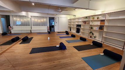 bE Present by Chris Wong Yoga in Cheras