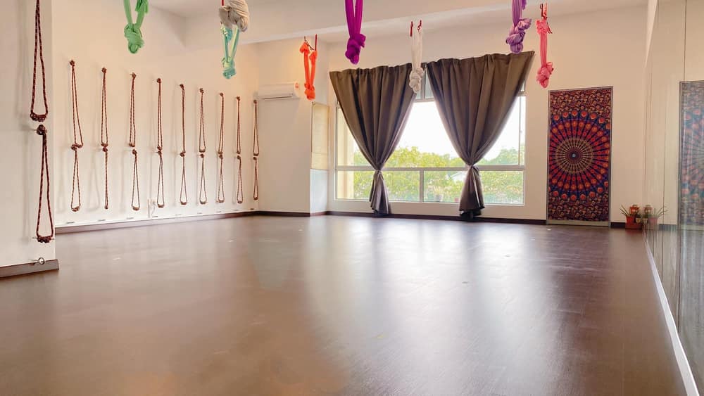 Present Yoga — photo 1