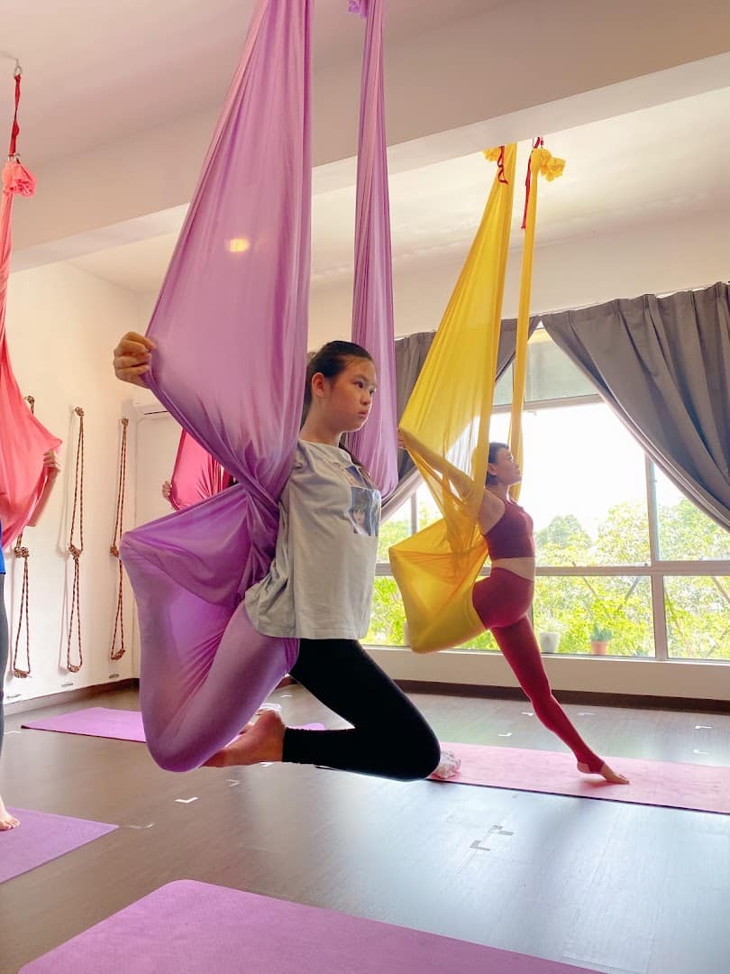 Present Yoga — photo 5