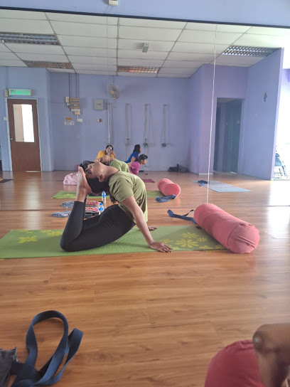 Sahasra Yoga in Setia Alam